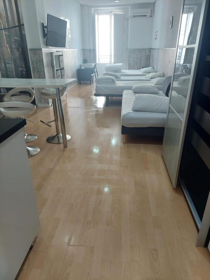 Aparsol Apartments Мадрид Екстериор снимка