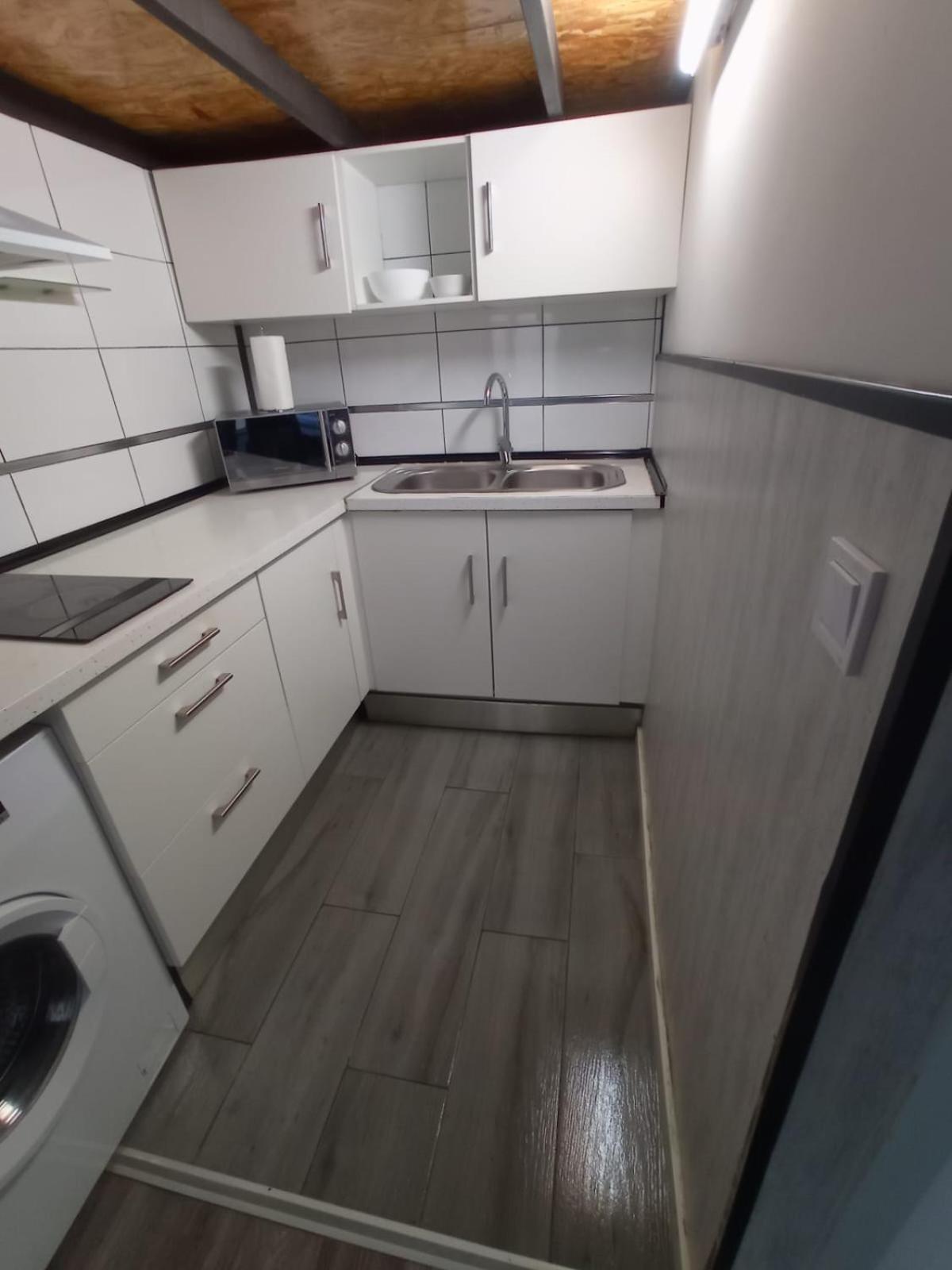 Aparsol Apartments Мадрид Екстериор снимка