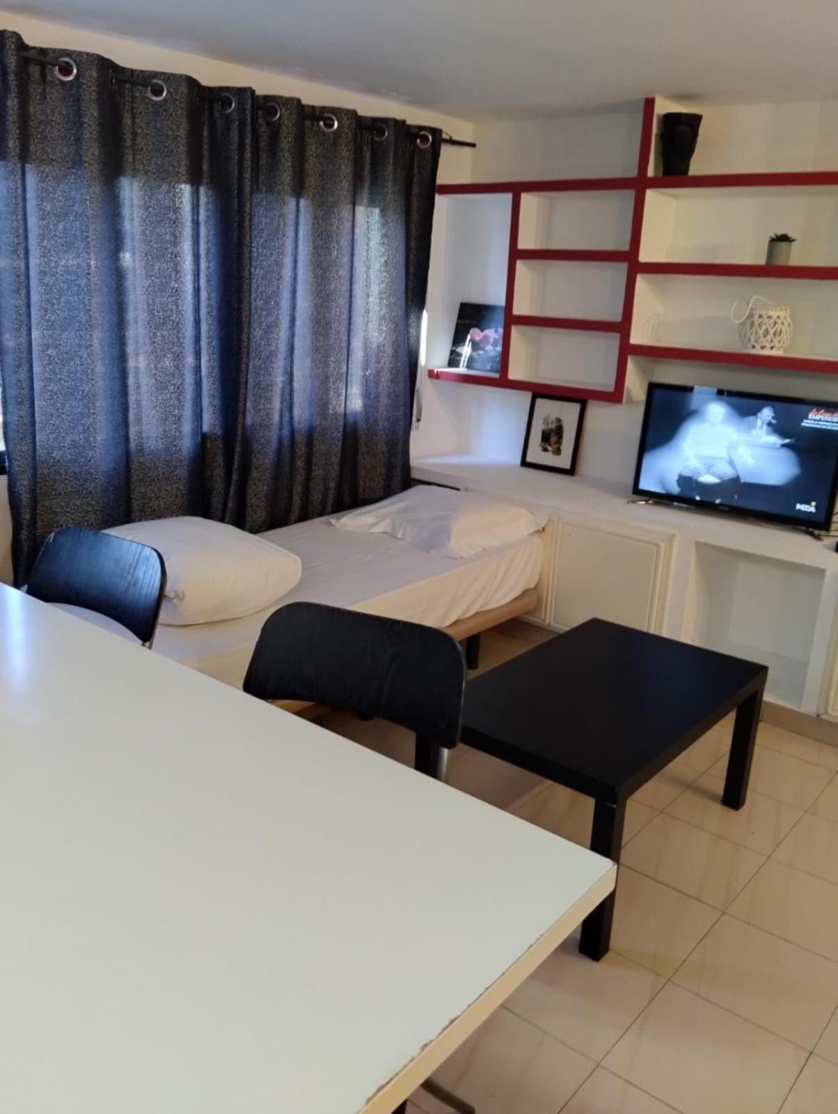 Aparsol Apartments Мадрид Екстериор снимка