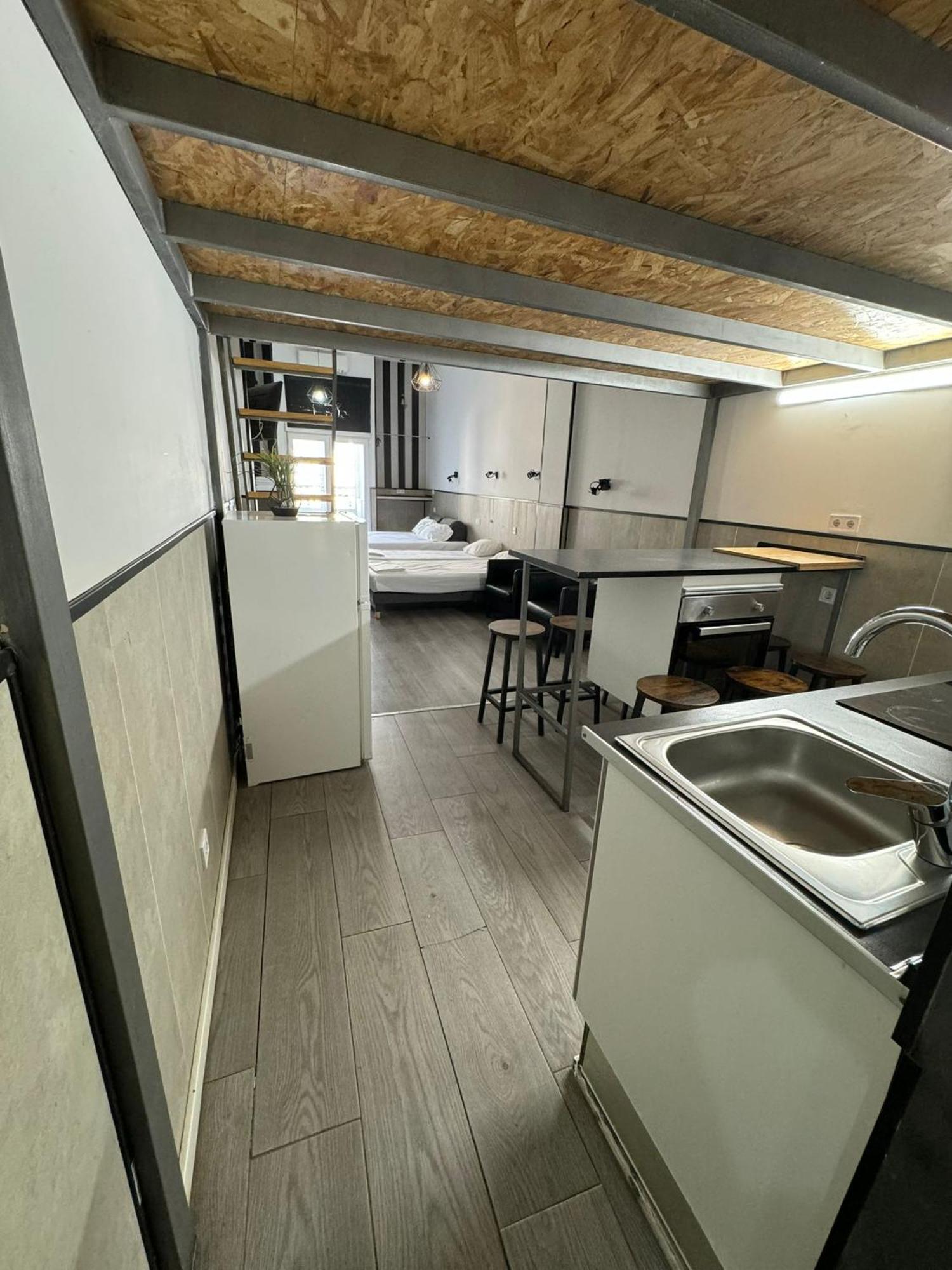 Aparsol Apartments Мадрид Екстериор снимка