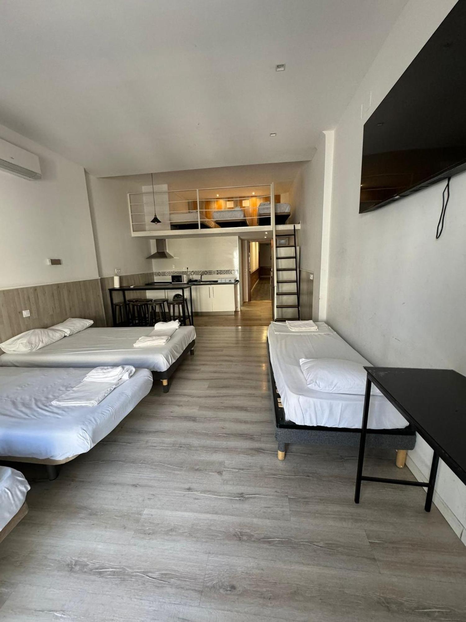 Aparsol Apartments Мадрид Екстериор снимка