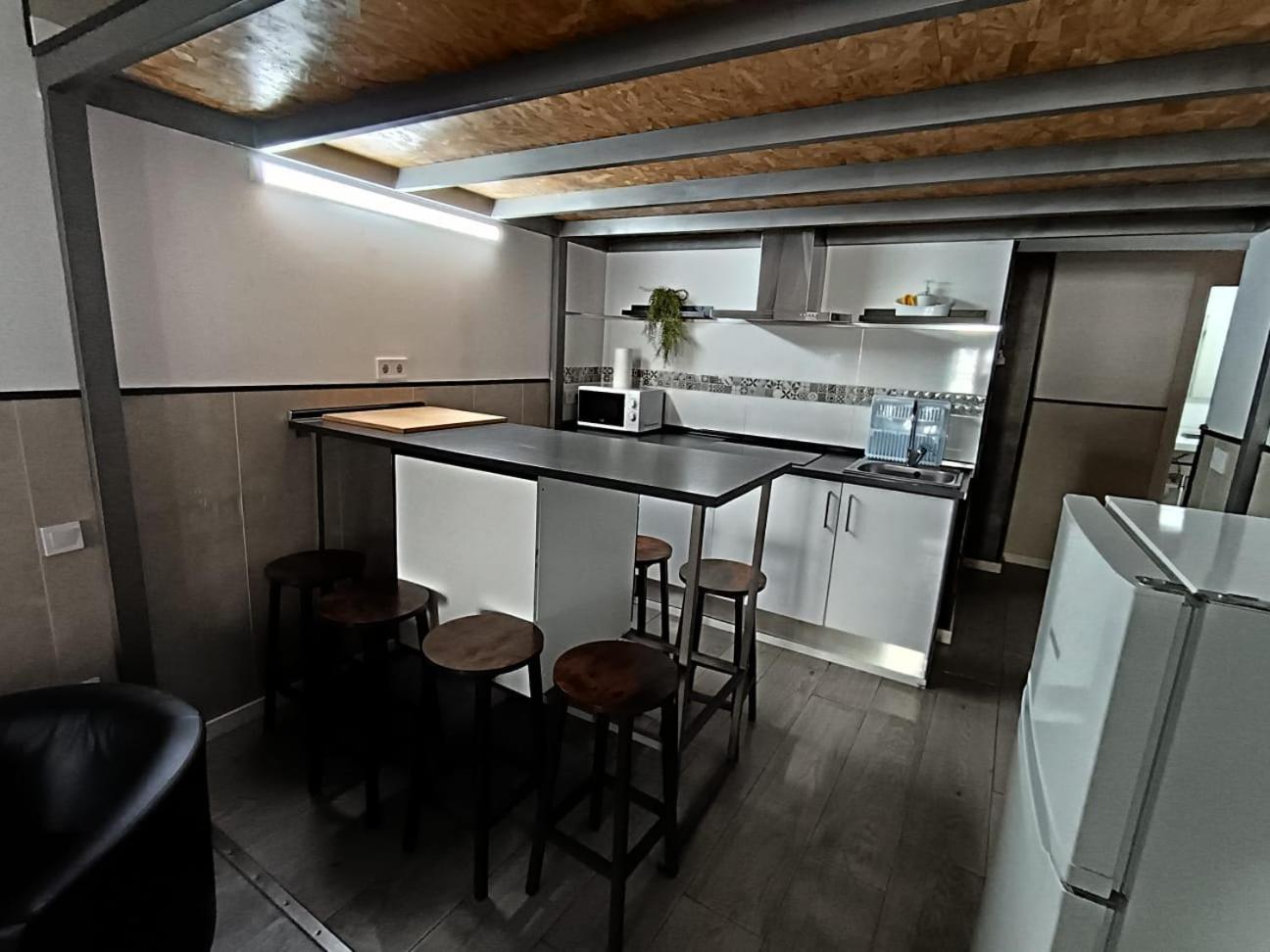Aparsol Apartments Мадрид Екстериор снимка